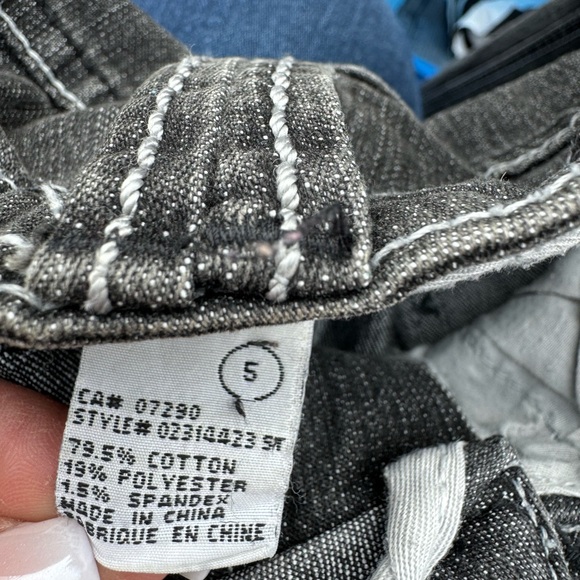 SUKO jeans light black wash boot cut cute detailing on pockets on the back - Picture 5 of 6